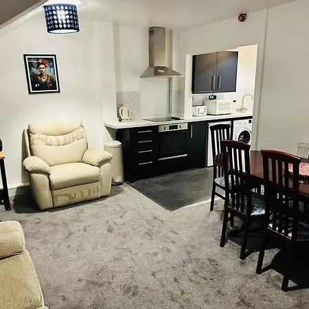 1 Luxe Exec Bedroom Apt Derby Esterno foto
