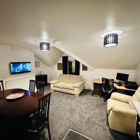 1 Luxe Exec Bedroom Apt Derby Esterno foto