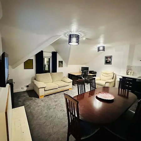 1 Luxe Exec Bedroom Apt Derby Esterno foto