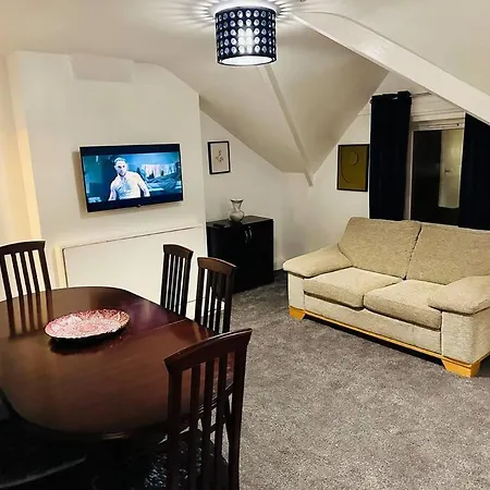 1 Luxe Exec Bedroom Apt Derby Esterno foto